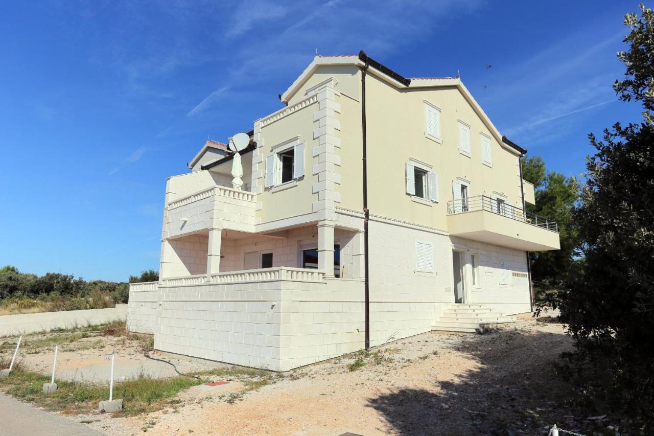Apartments And Rooms With Parking Space Rogoznica - 10339 Buitenkant foto