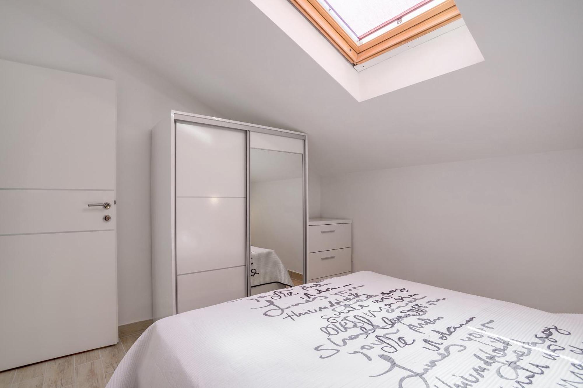 Apartments And Rooms With Parking Space Rogoznica - 10339 Kamer foto