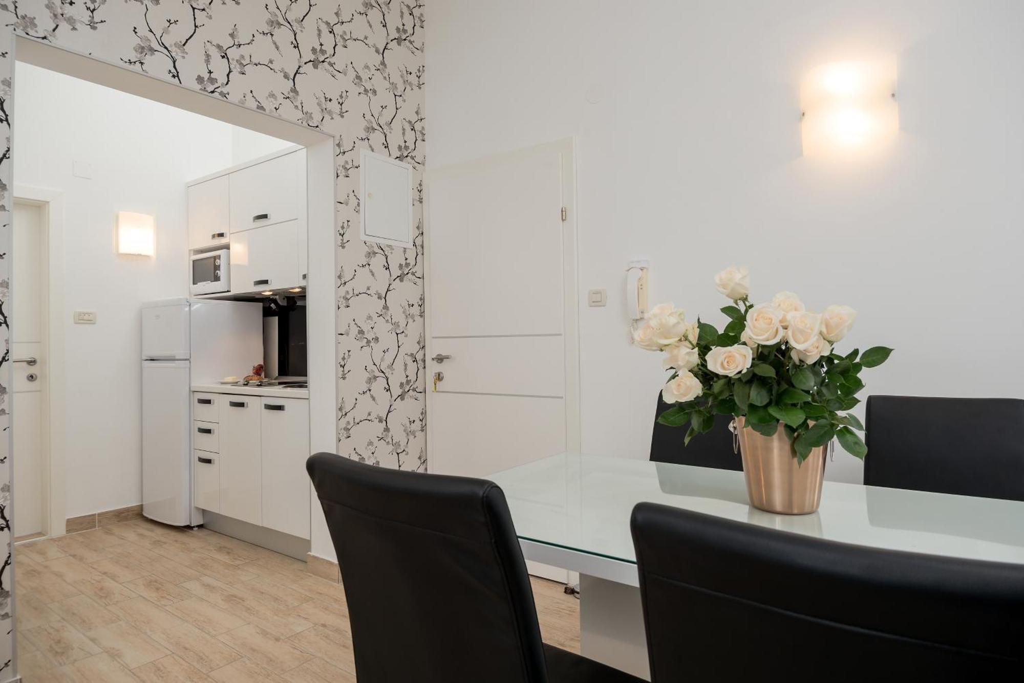 Apartments And Rooms With Parking Space Rogoznica - 10339 Kamer foto