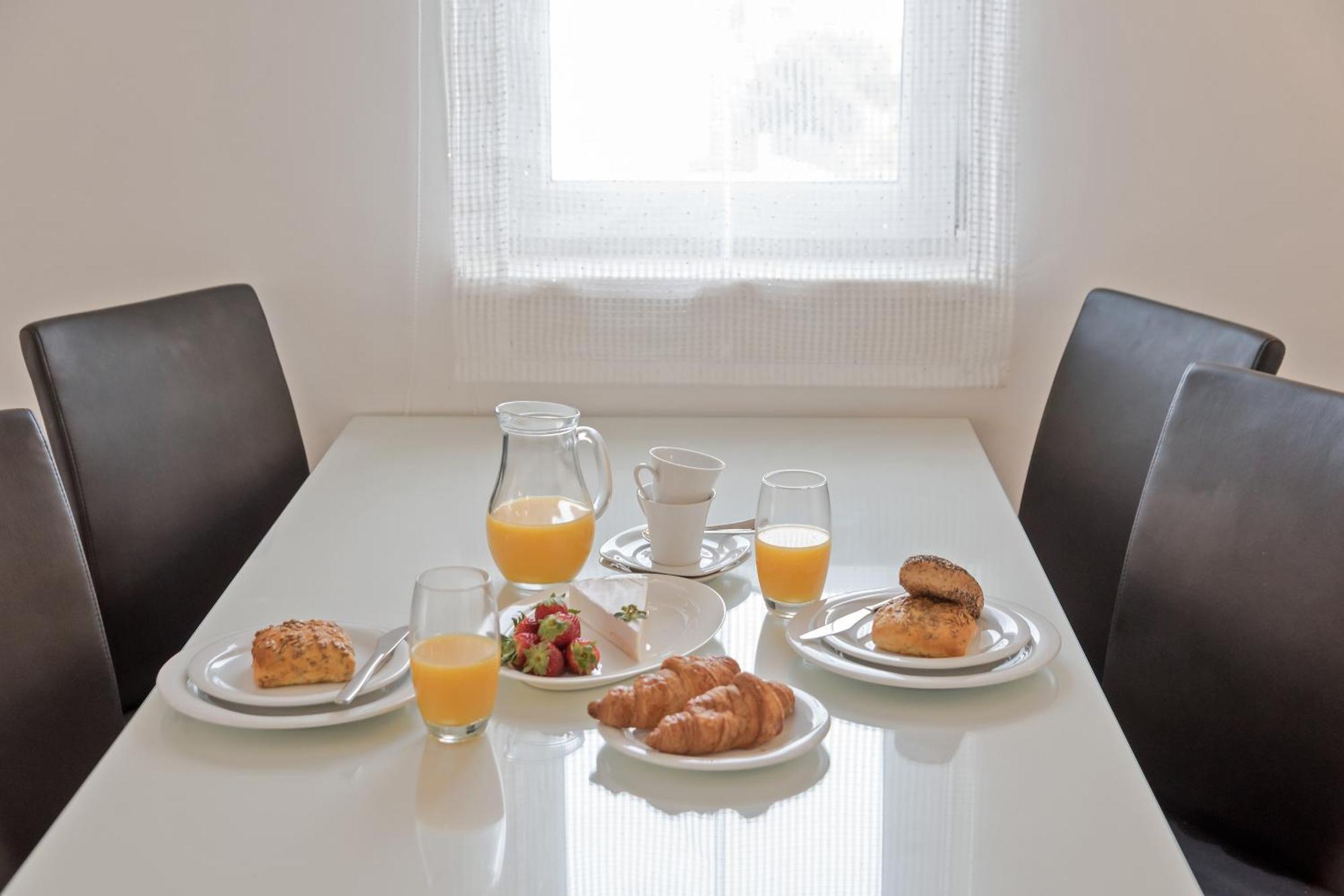 Apartments And Rooms With Parking Space Rogoznica - 10339 Kamer foto